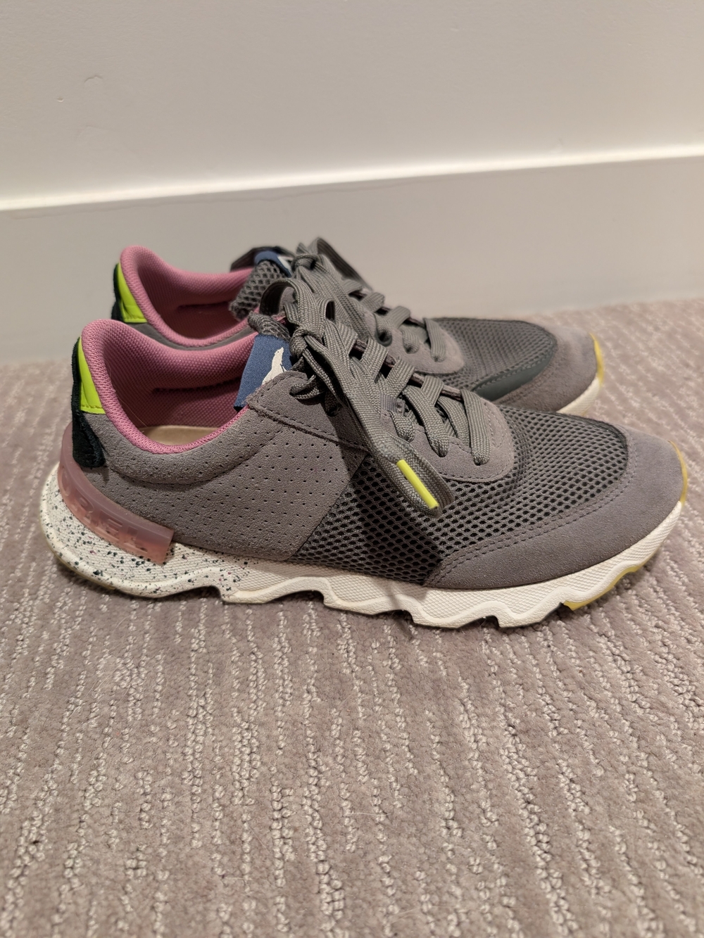 Women's Gray Sorel Kinetic Lite Sneakers
